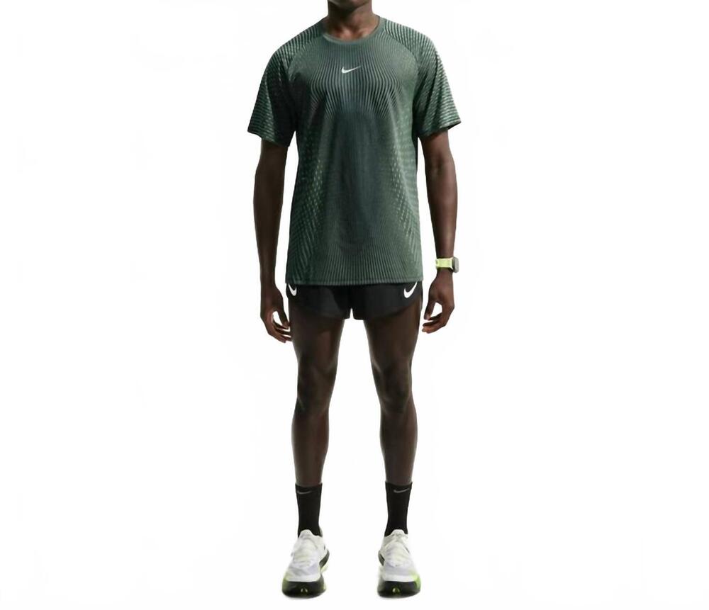 NEW NIKE stride aero fit short sleeve running top in black/light green spark/ref